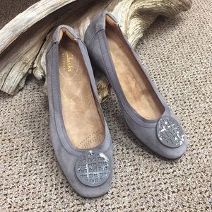 Clarks artisan leather flat